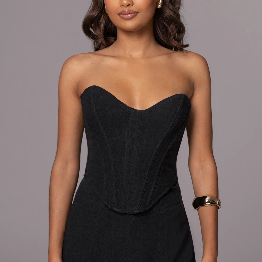 Elegant Black Corset